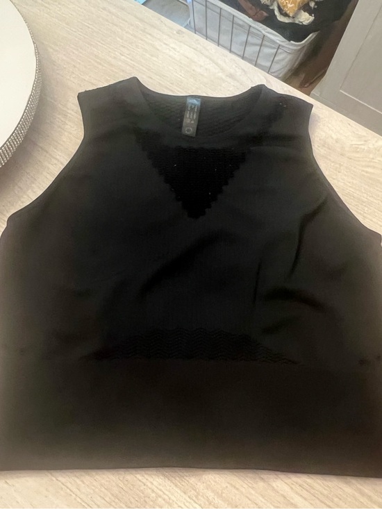 adidas Tops - Adidas Aeroknit Black Mesh Running Crop Top l M